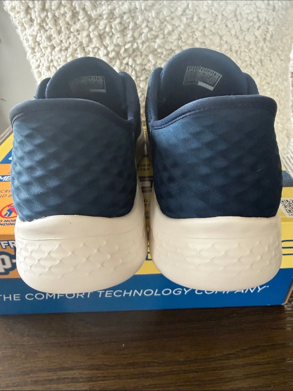 Skechers GOwalk  Grand Entry Navy Breathable Mesh Women's Slip-On Sneakers